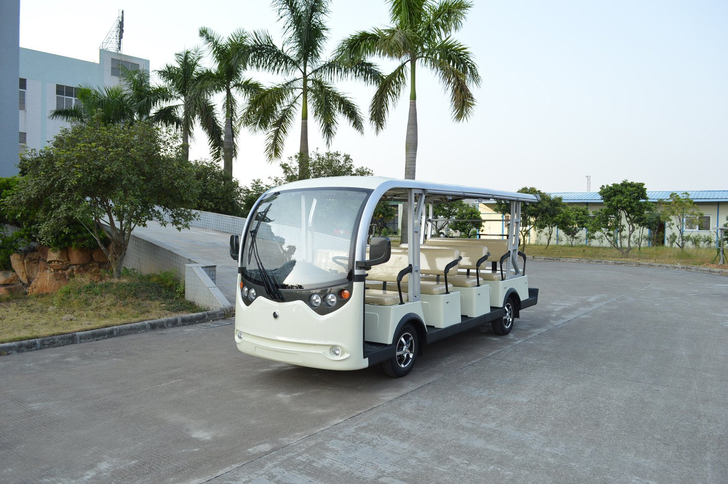 ECAR LT-S14 - 14 Seat People Mover