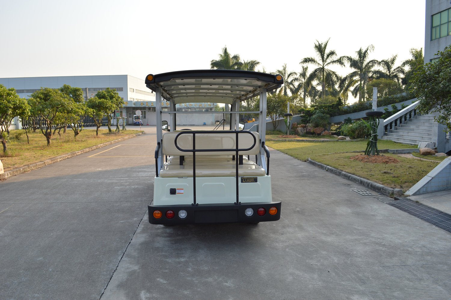 ECAR LT-S14 - 14 Seat People Mover
