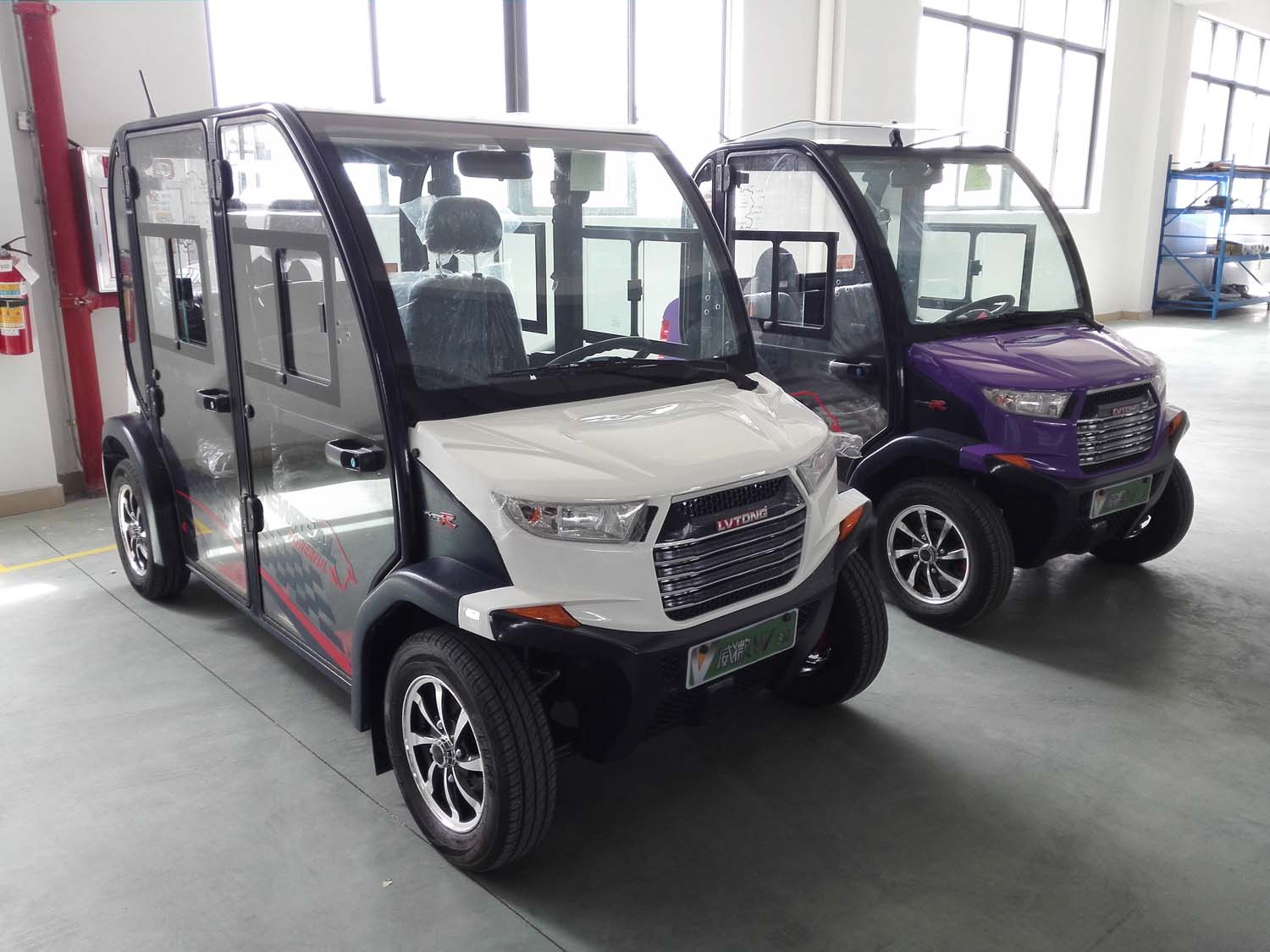 White ECAR 4 Seat LT-S4.DB Community Electric Cart