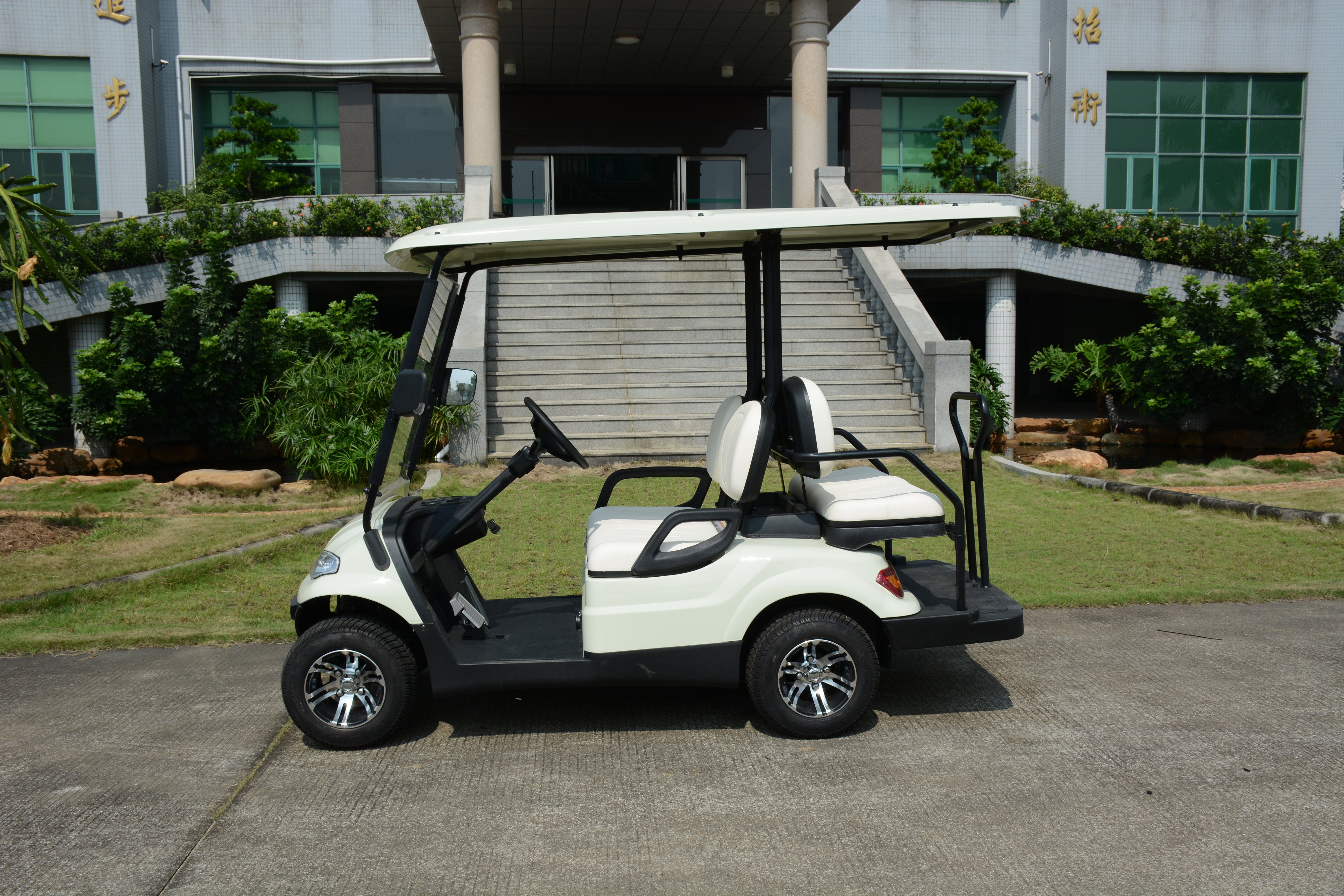ECAR LT-A627.2+2 - 4 Seat Deluxe Community Golf Cart