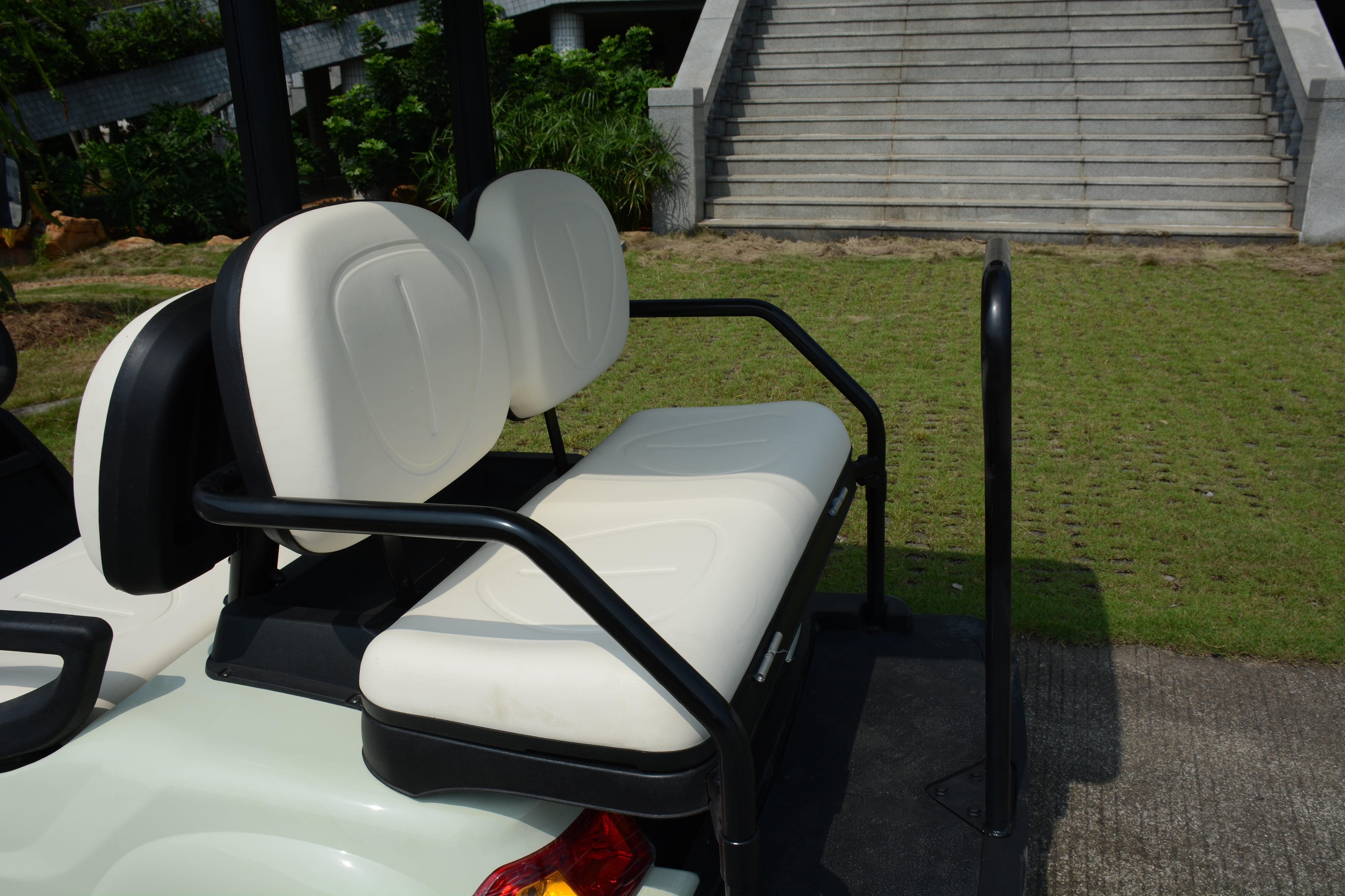 ECAR LT-A627.2+2 - 4 Seat Deluxe Community Golf Cart
