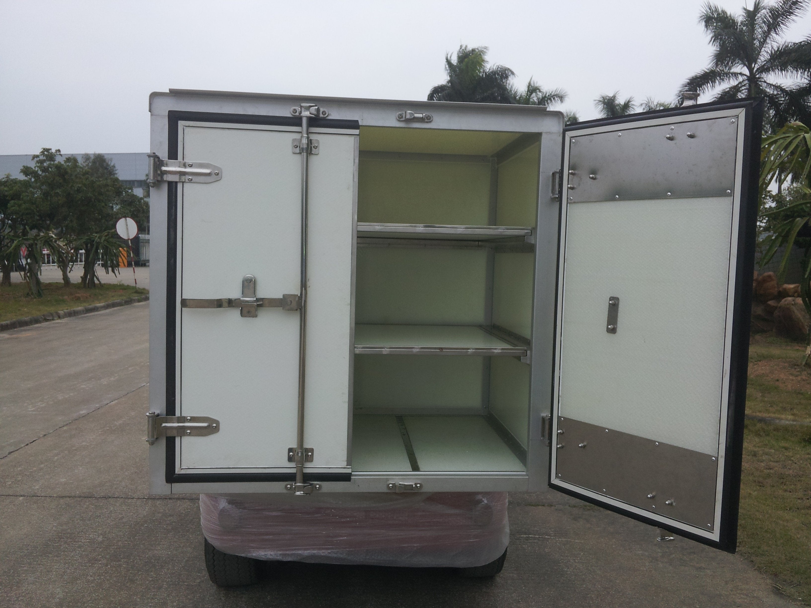 ECAR LT-AH2HO.AC - Housekeeping Cart