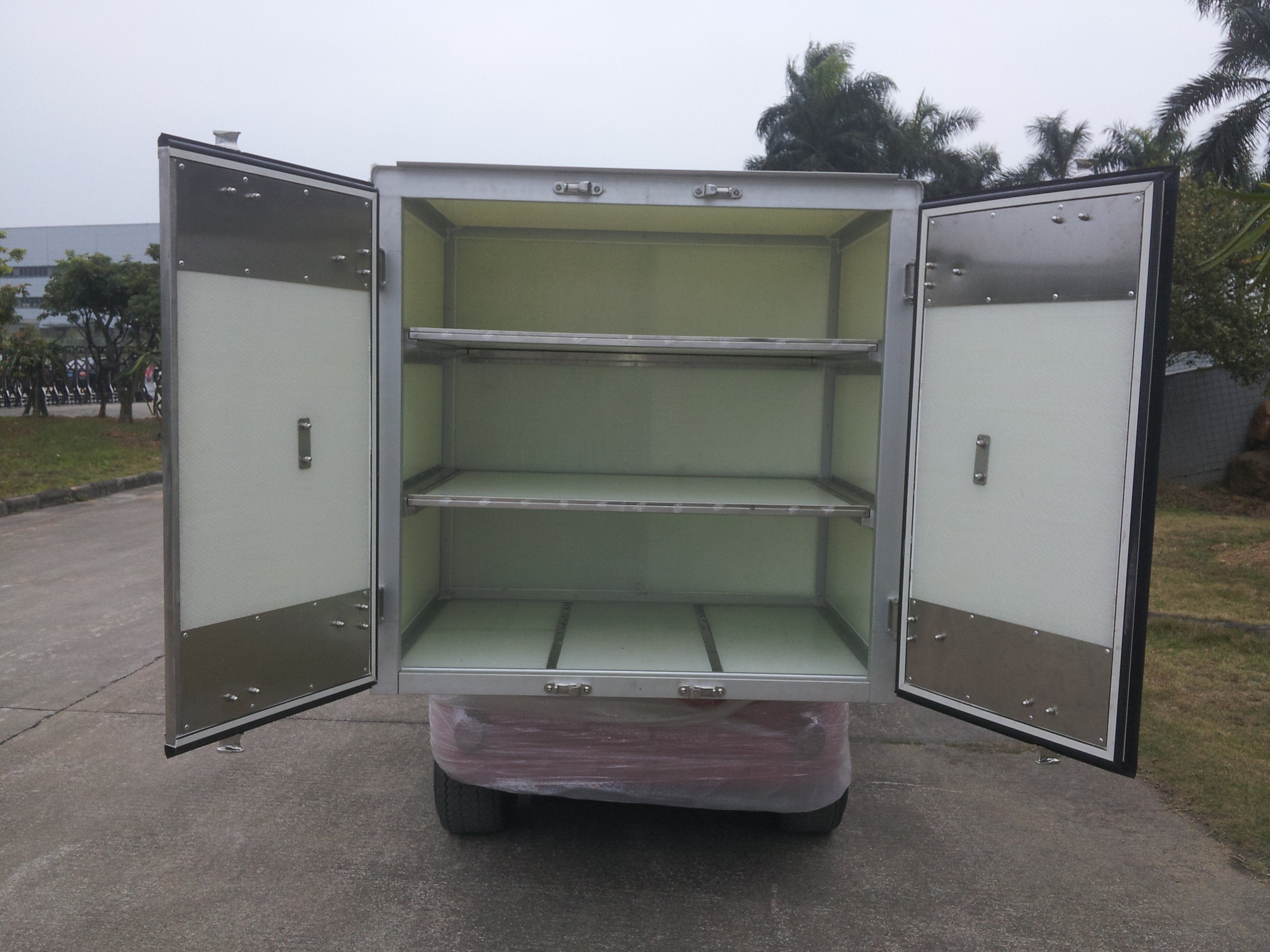 ECAR LT-AH2HO.AC - Housekeeping Cart